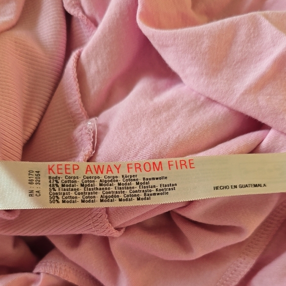 Elegant Pink Women's Sleepwear Dress - Picture 6 of 8